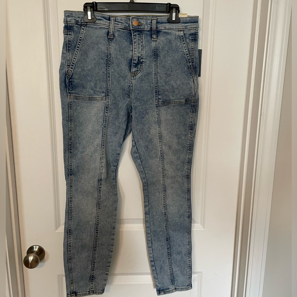 Universal Thread high-rise skinny jeans, size 12, 31 waist